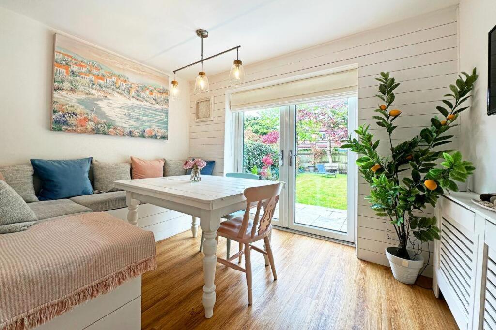 Bluebell House Home In Country Village. Nec/Stratford/Birmingham Solihull Bagian luar foto